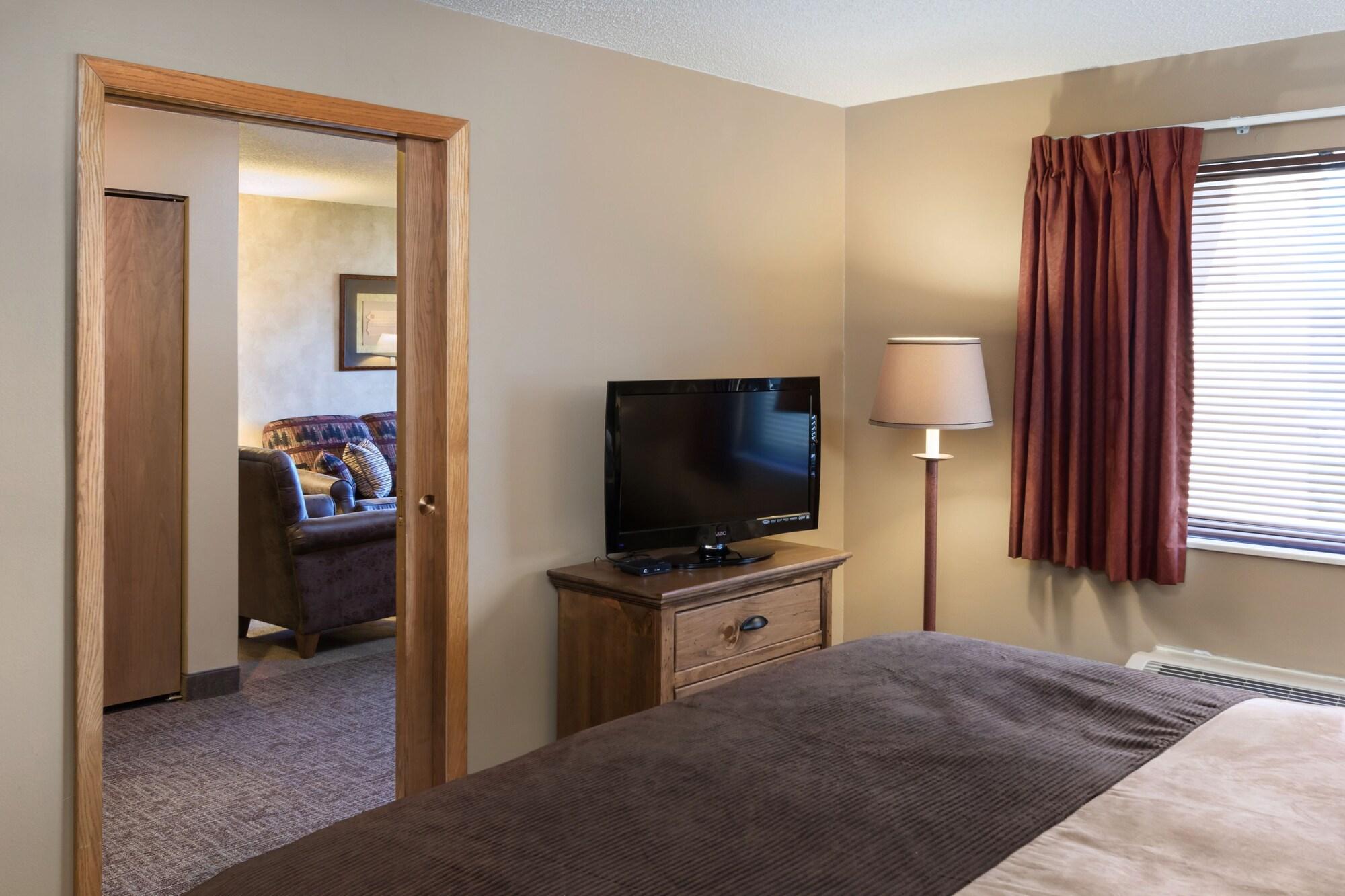Arrowwood Resort At Cedar Shore Oacoma Exterior photo