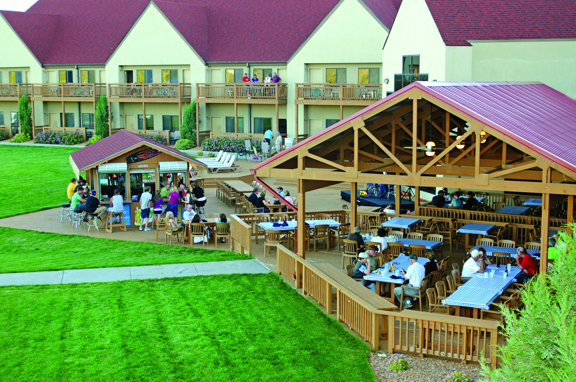 Arrowwood Resort At Cedar Shore Oacoma Exterior photo
